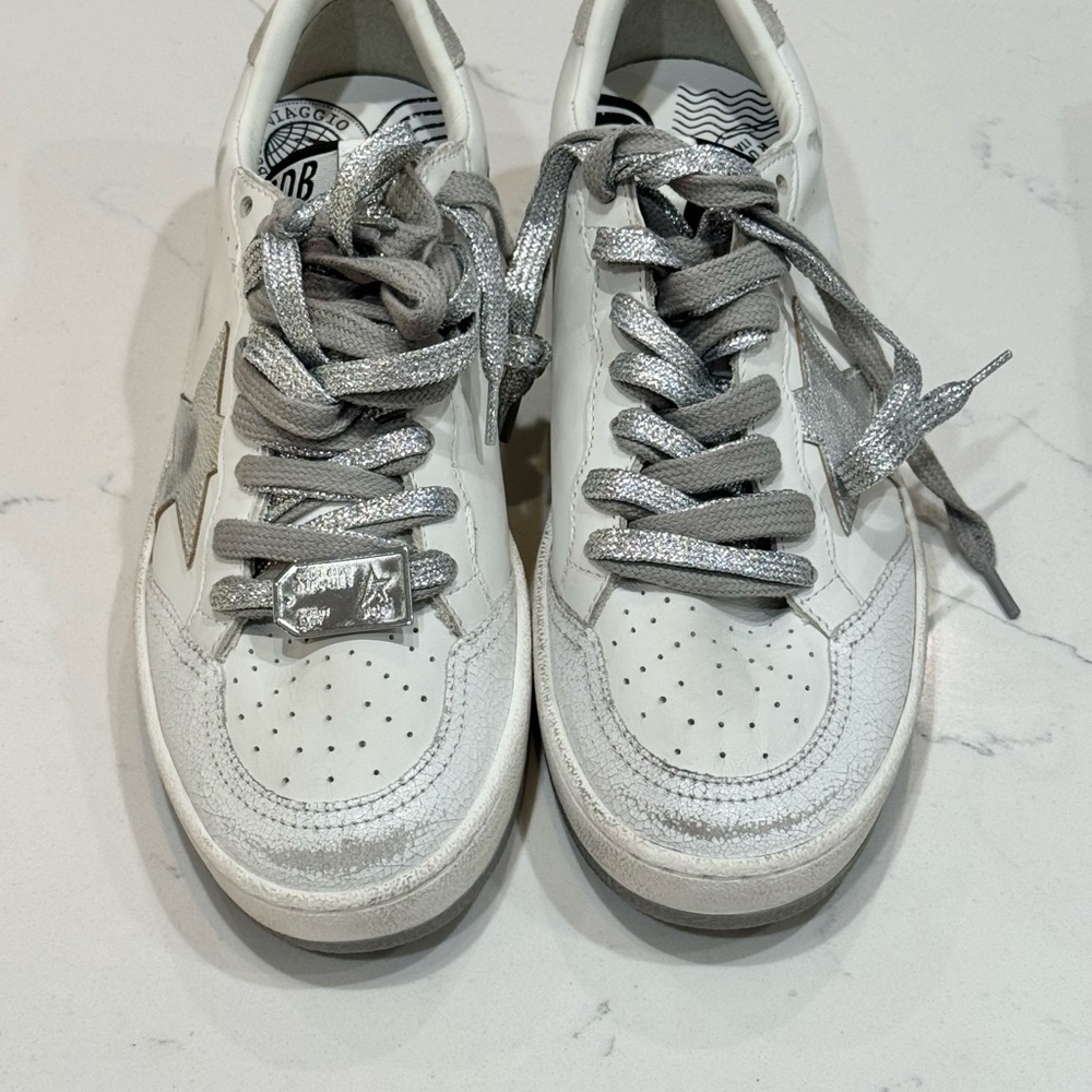 Golden Goose White and Silver Distressed Ball Star - NIB - Picture 2 of 12